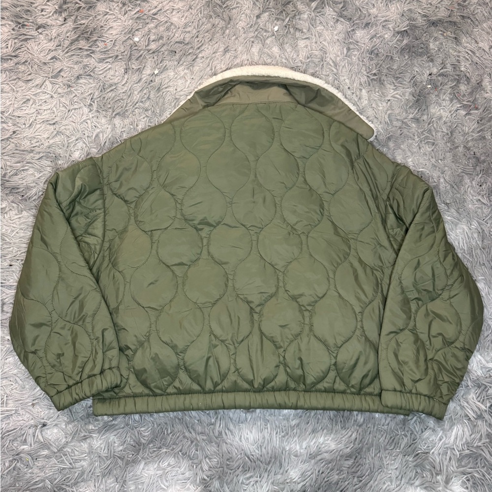 Universal Thread Women’s Quilted Jacket - Olive G… - image 7